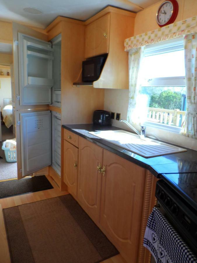 Luxury Mobile Home Near Perranporth Situated On A Quiet Farm Truro Exterior photo